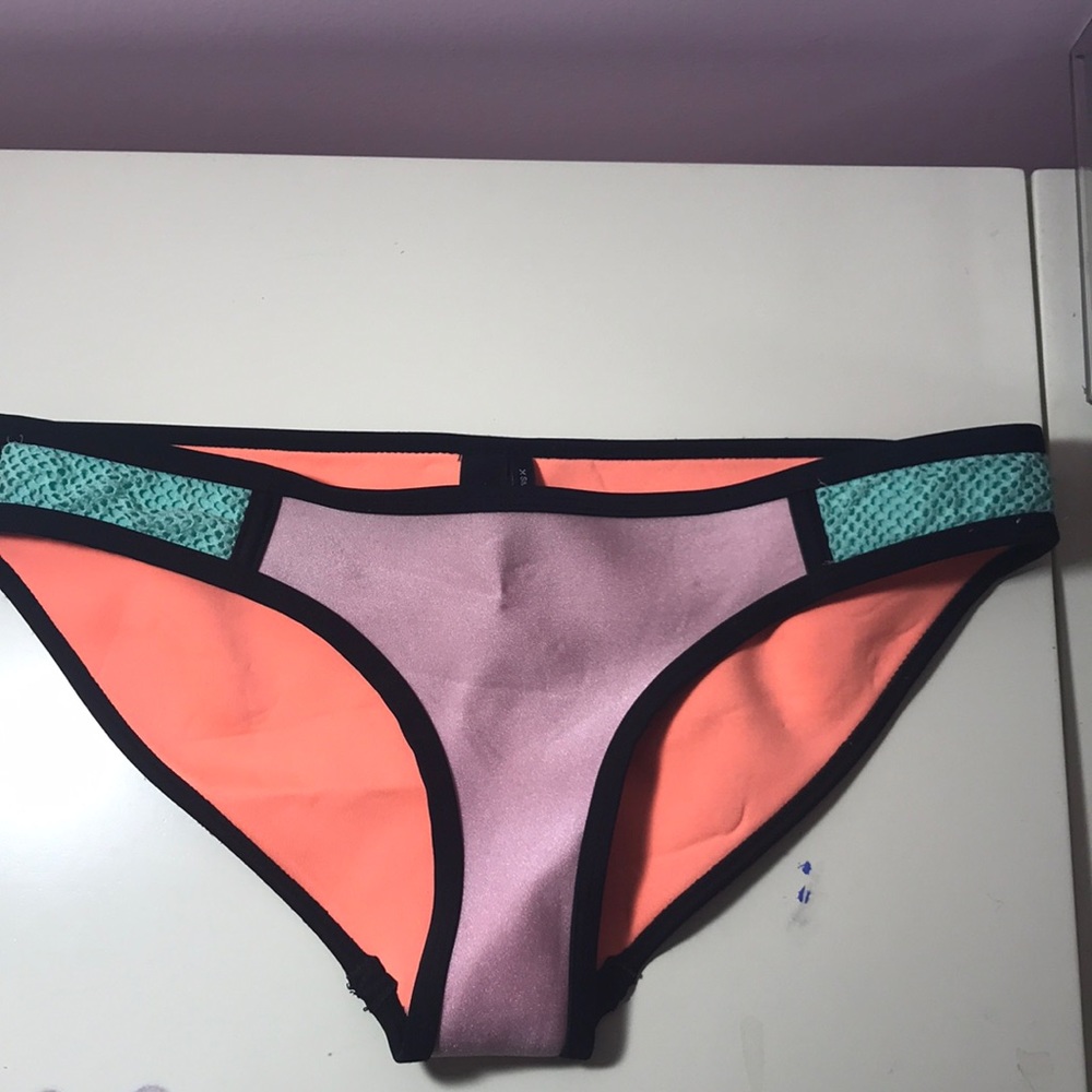 triangl bathing suit bottoms